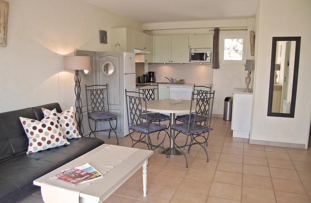 Cypres Du Paradis A Gordes Exterior photo